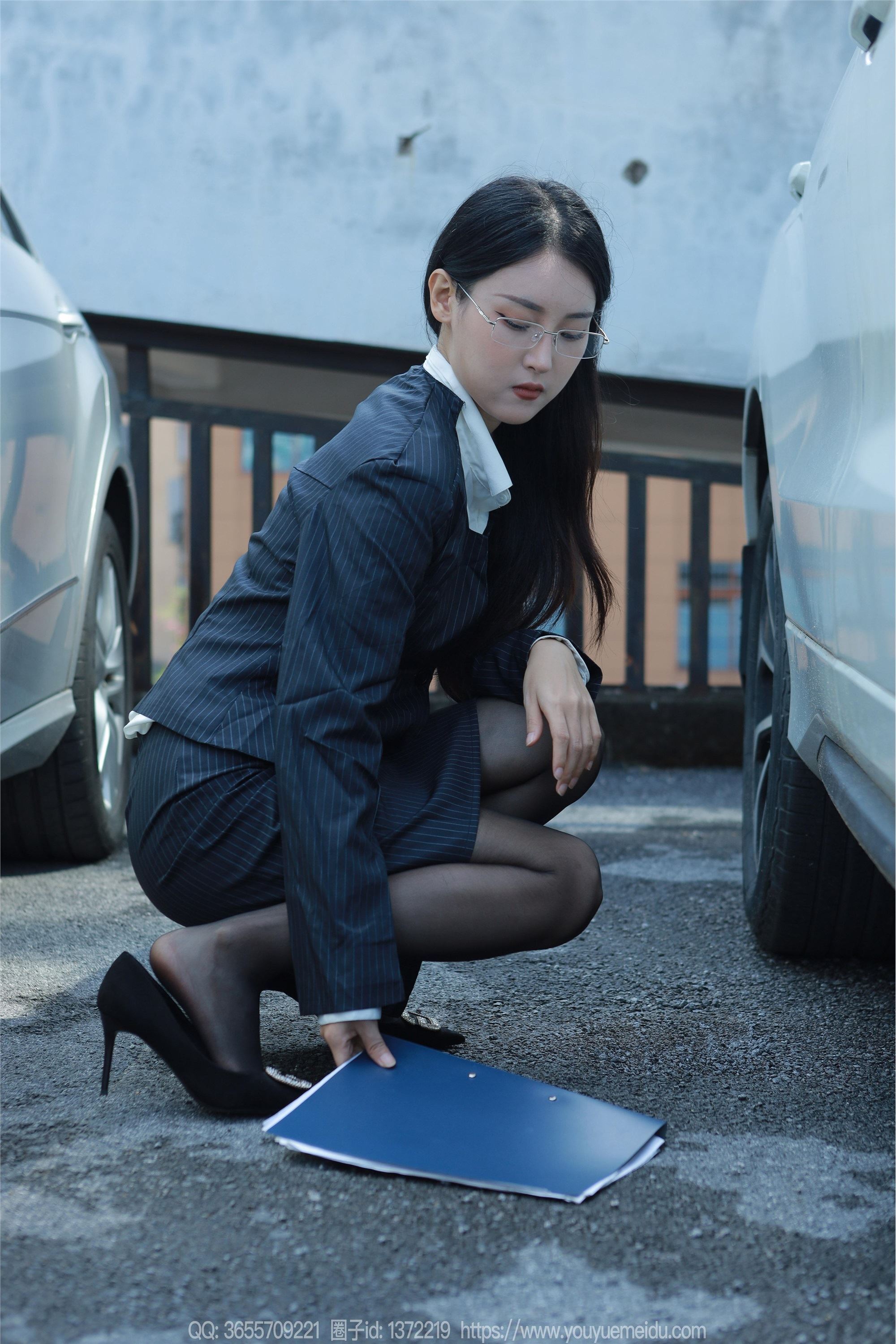 IESS异思趣向  2023.11.03 丝享家 1576 小宝《懂事早到女人》